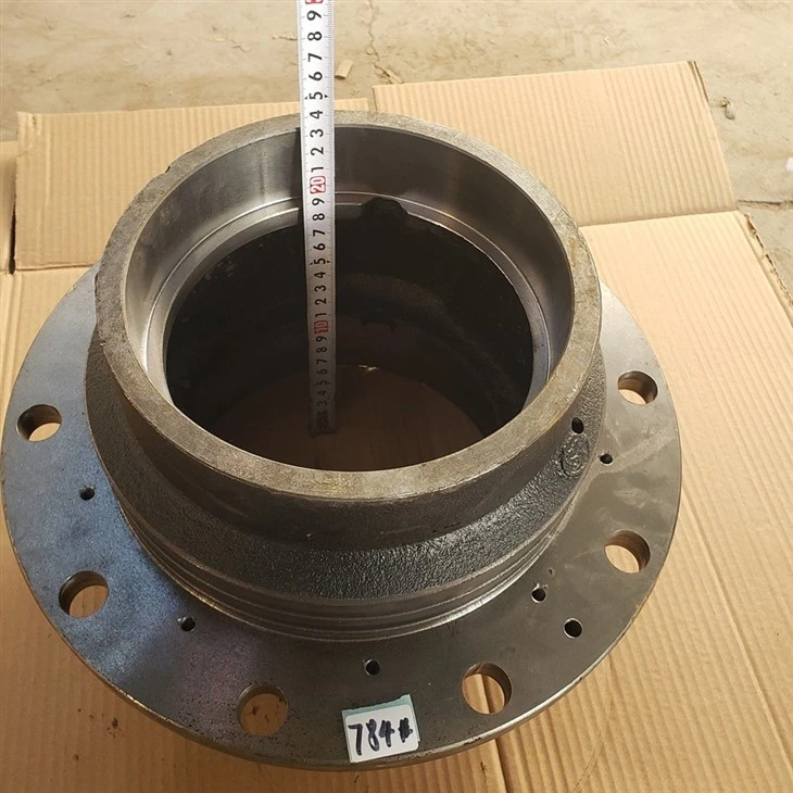 DZ9100410121 F3000 Front Wheel Hub Reinforced Type factory DZ9100410121 F3000 Front Wheel Hub Reinforced Type factory